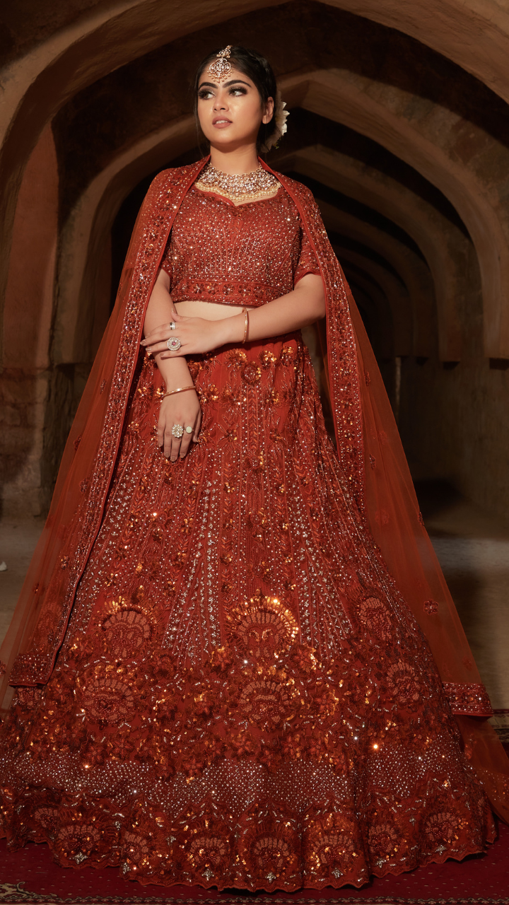 beige minimal fashion dress product ad instagram post (720 x 1280 px)